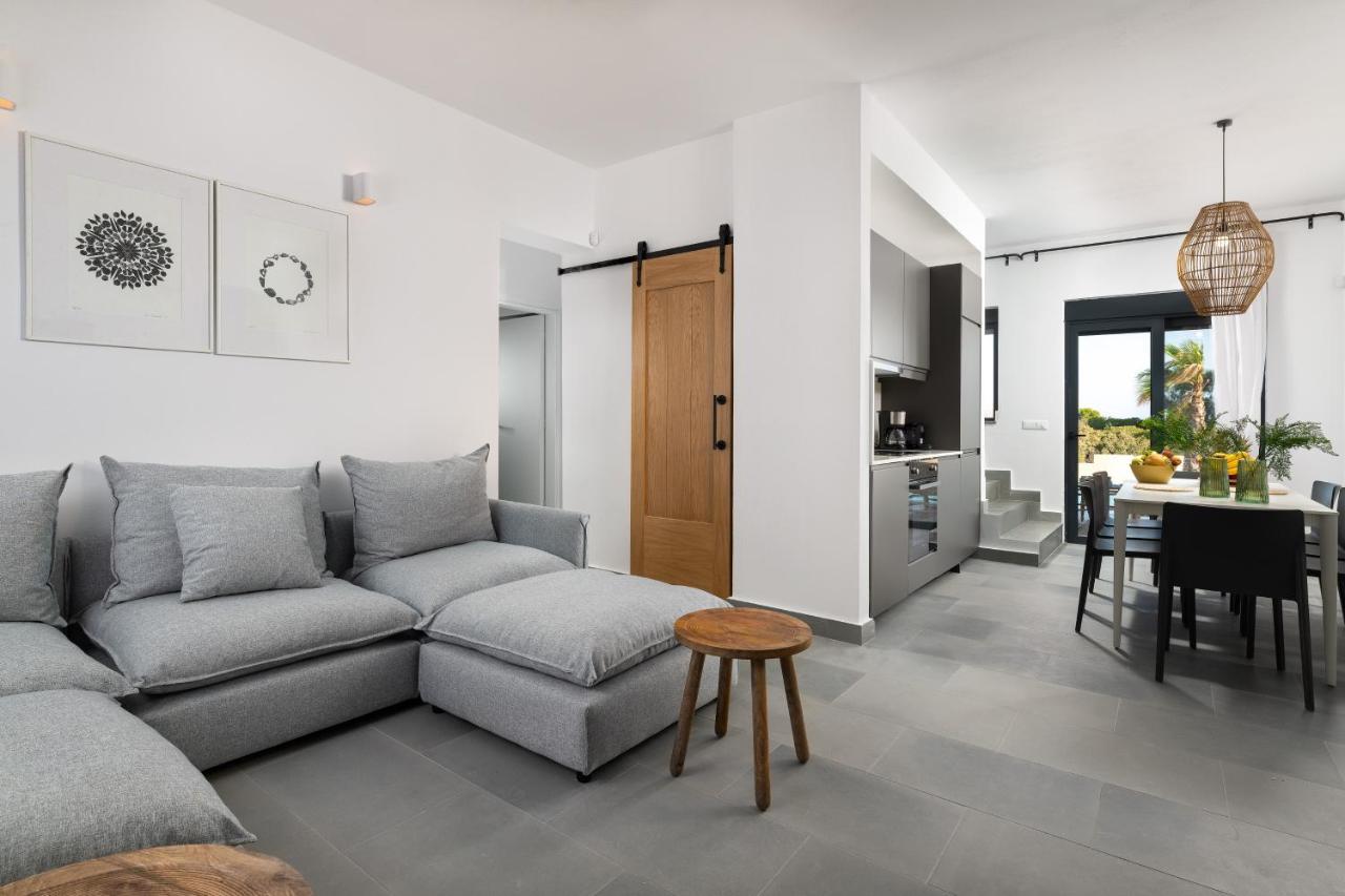 Seasand Villa Lakhania Esterno foto