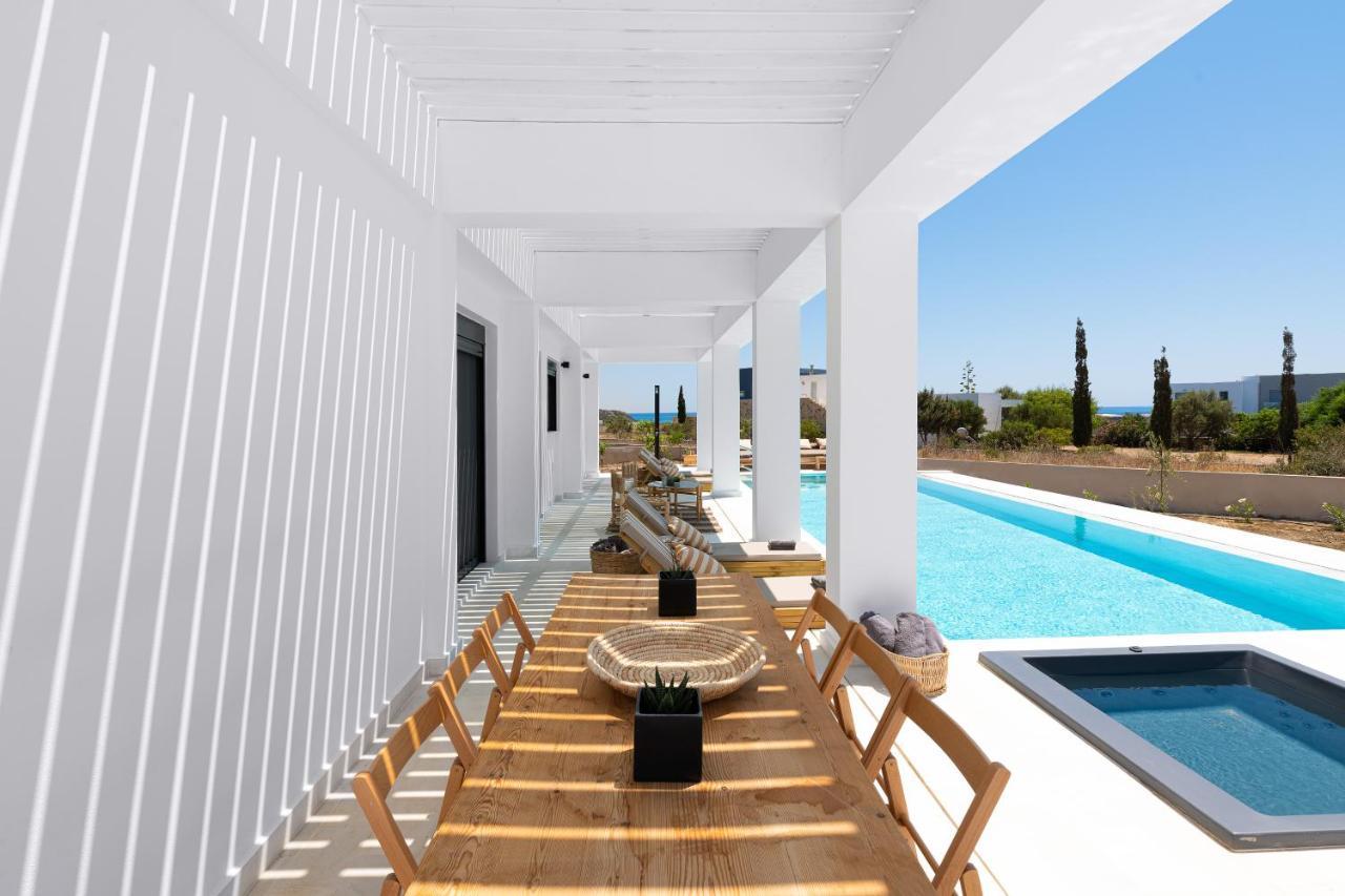 Seasand Villa Lakhania Esterno foto