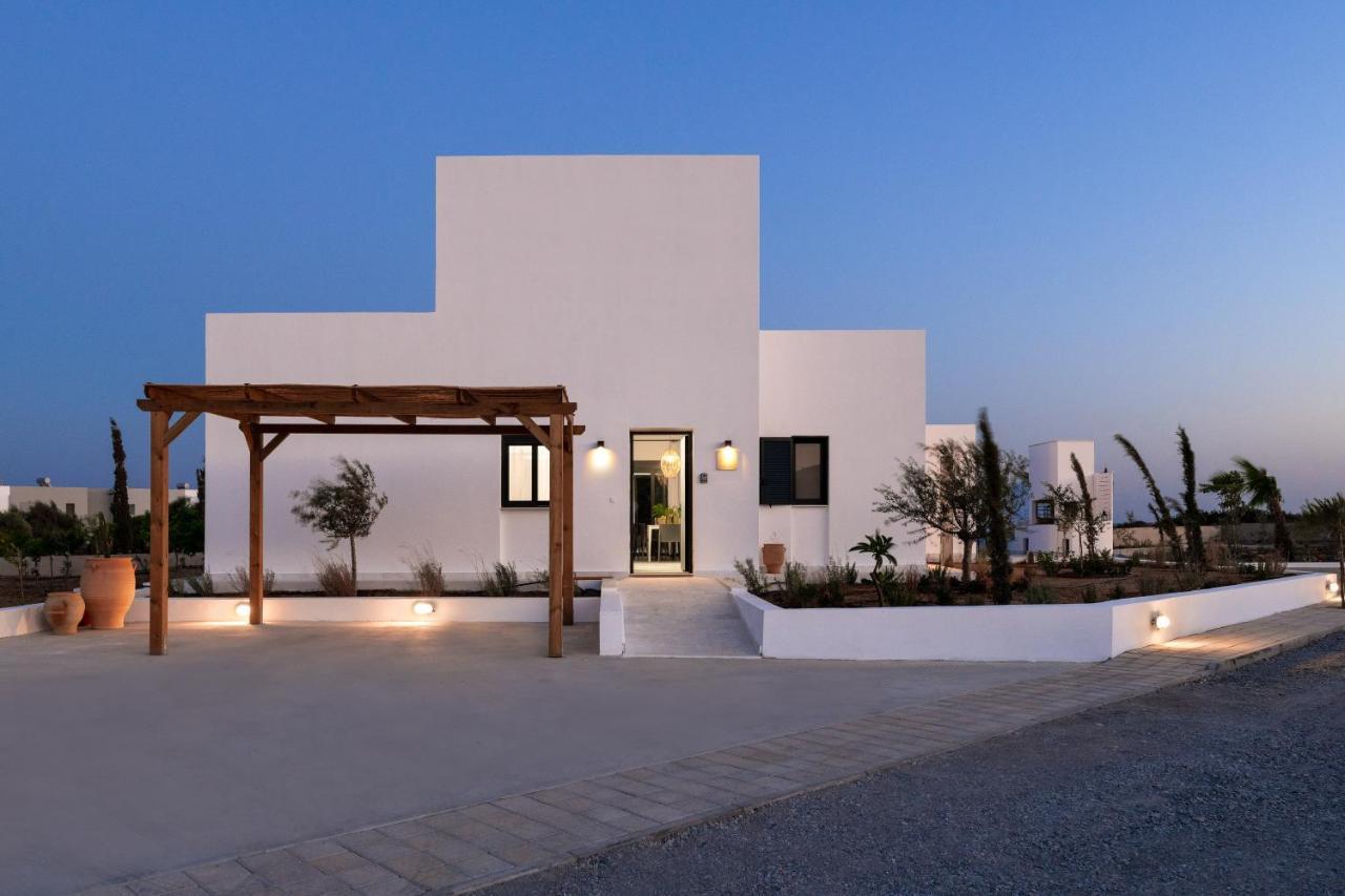 Seasand Villa Lakhania Esterno foto